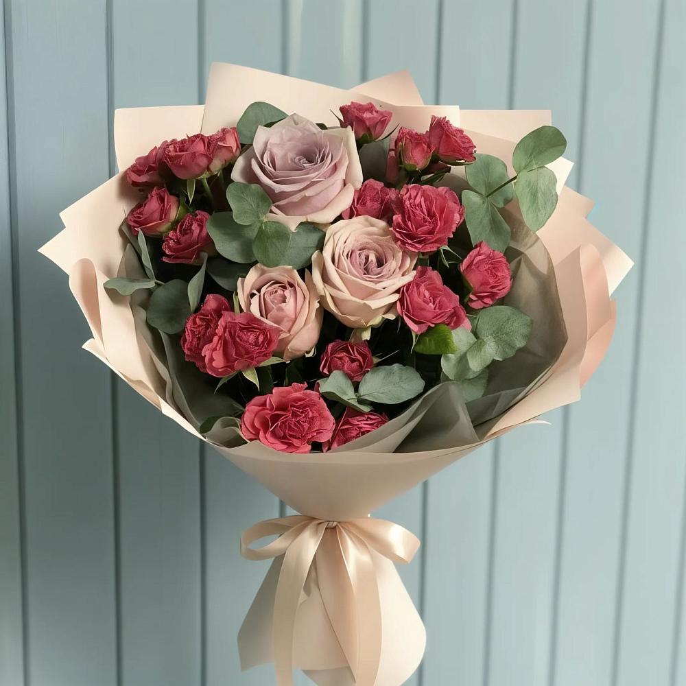 Букет цветов из: Гвоздики и Розы в Заинске