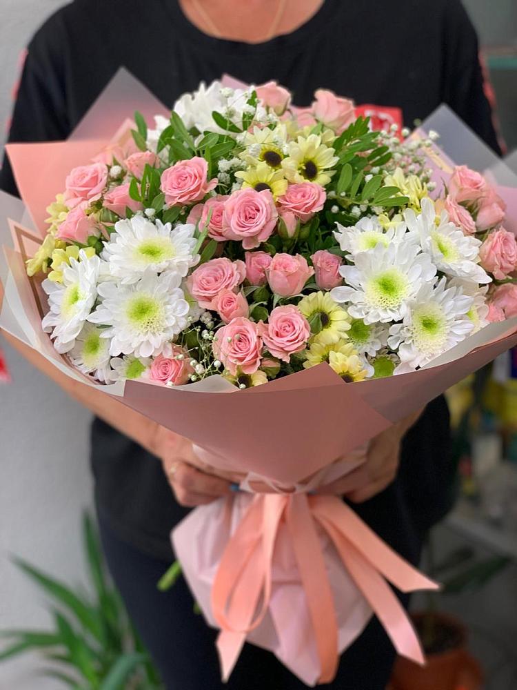 Букет цветов из: Розы и Хризантемы в Заинске