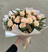 Букет Кремовые розы Латте в Заинске