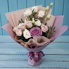 Букет цветов из:  Розы и Лизиантусы в Заинске