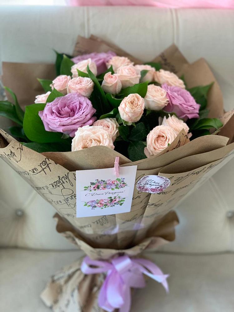 Букет цветов из: Розы в Заинске