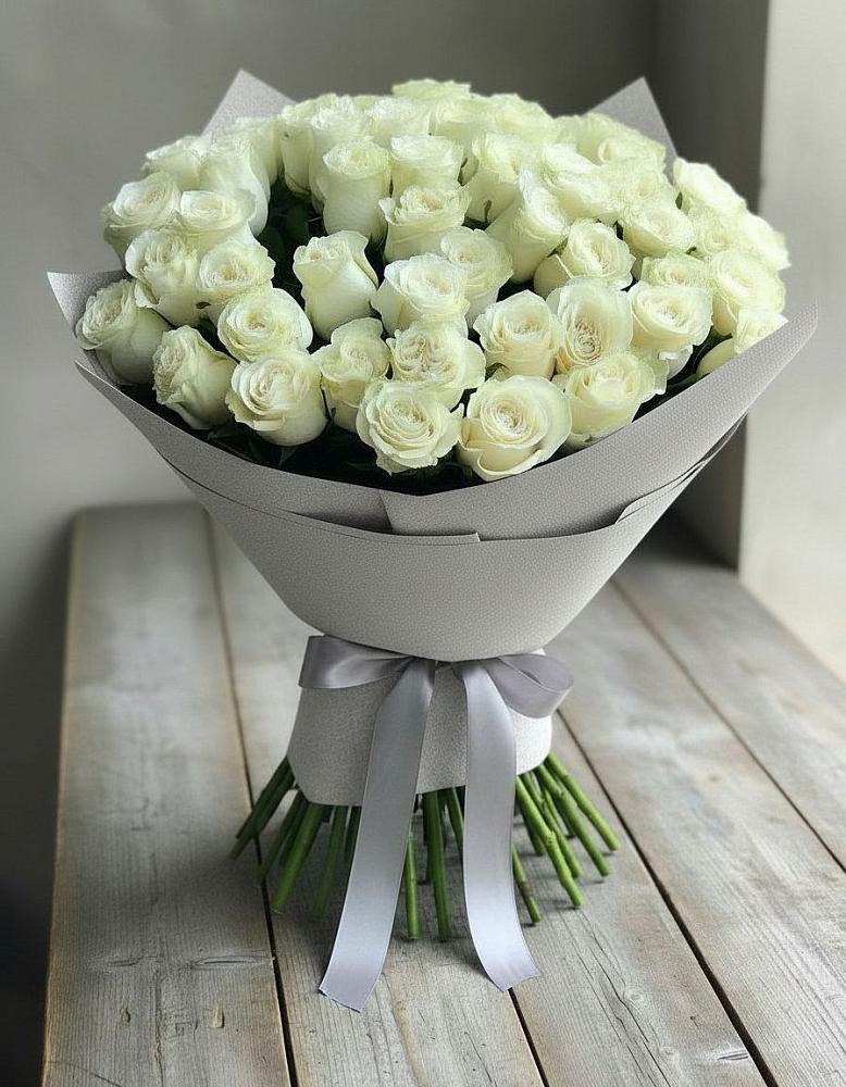 Букет 35 Белых роз в Заинске