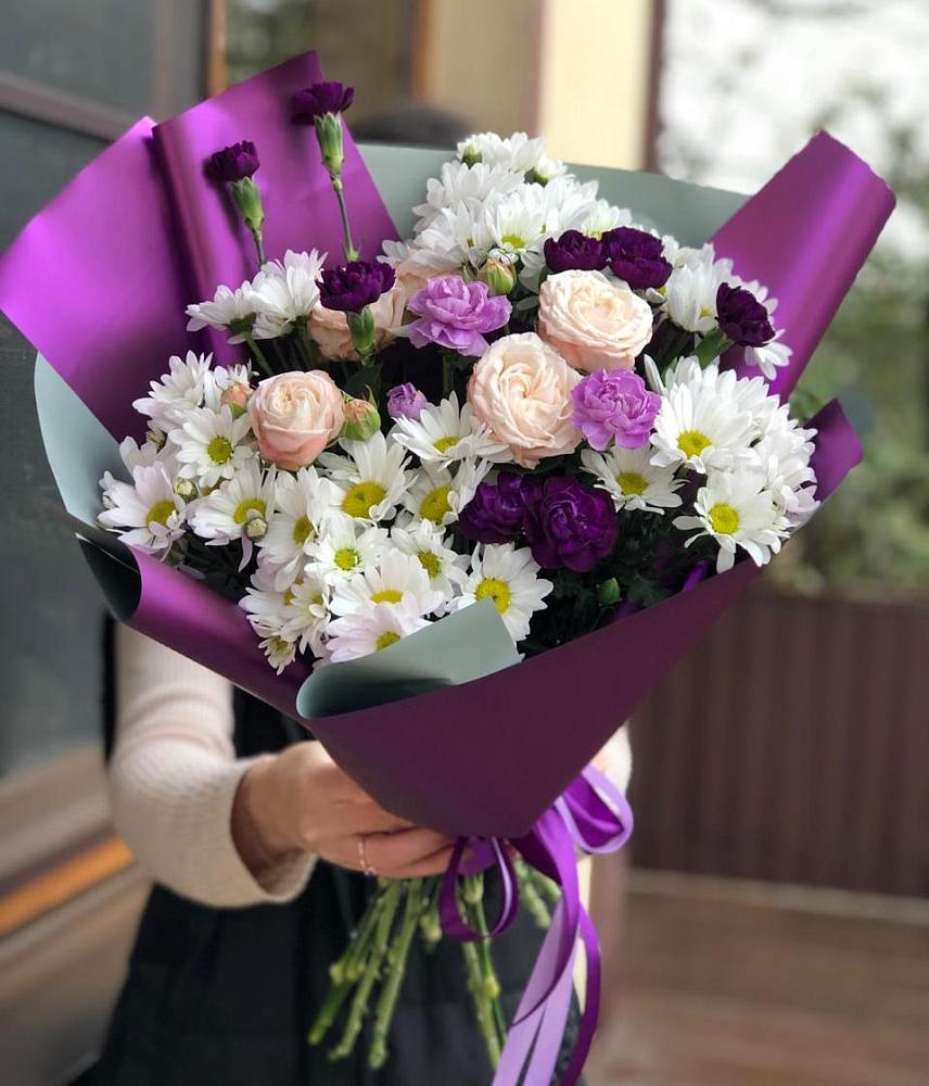 Букет цветов из: Хризантемы, Гвоздики и Розы в Заинске