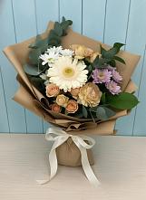 Букет цветов из:  Герберы и Хризантемы в Заинске