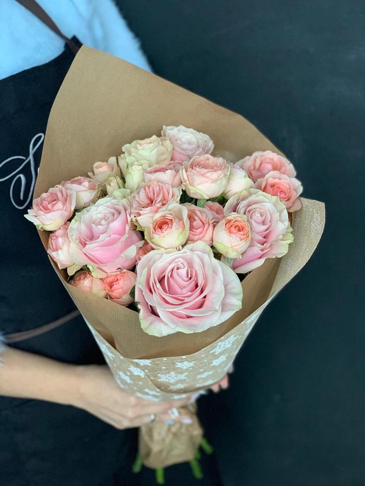 Букет цветов из: Хризантемы и Розы в Заинске