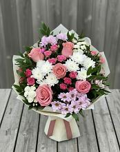 Букет цветов из:  Альстромерии, Гвоздики, Розы и Хризантемы в Заинске