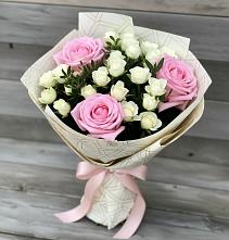 Букет цветов из:  Розы в Заинске