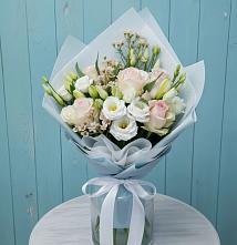 Букет цветов из:  Розы и Лизиантусы #REPLACE_PRED# Заинске